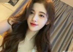 张主任查看后